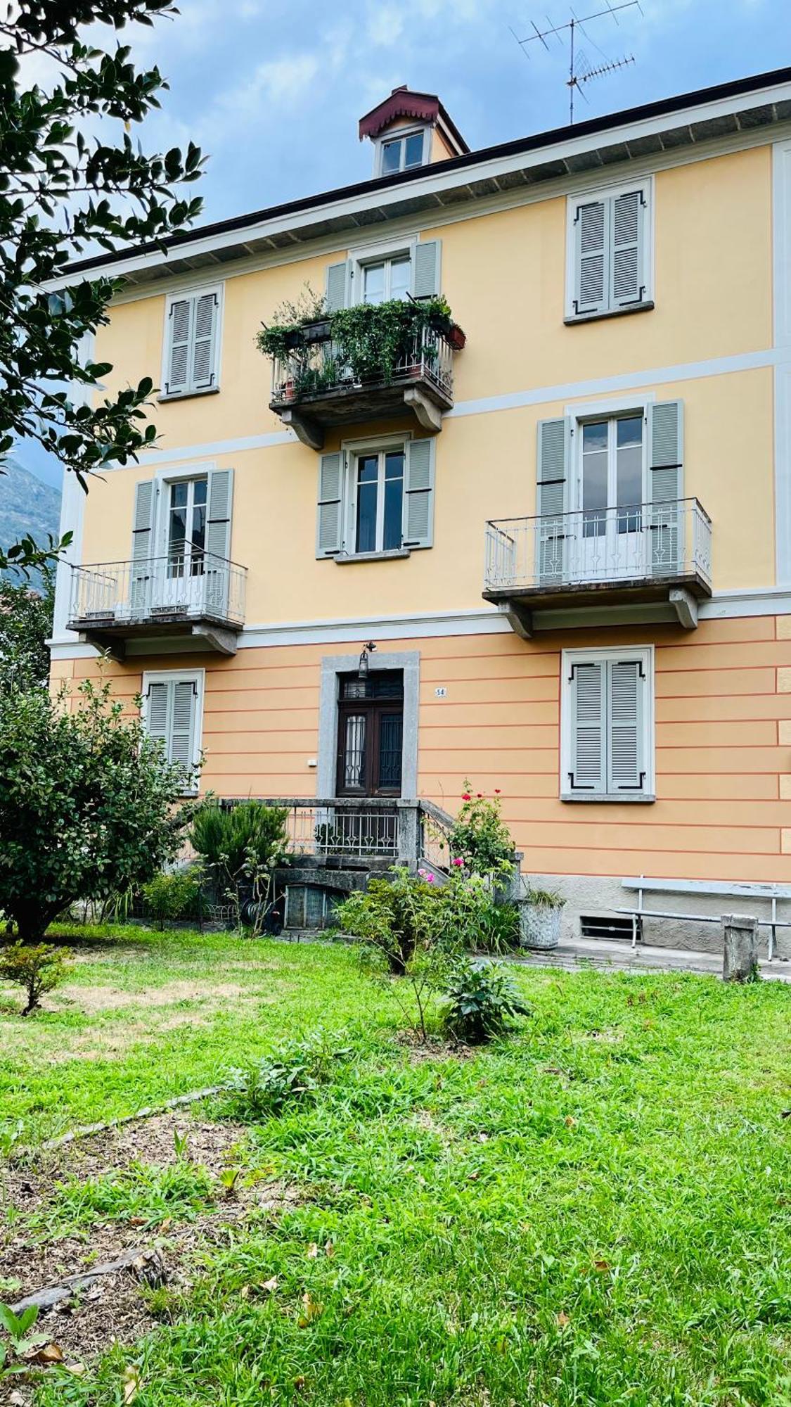 Апартаменты Antica Casa Storica Con Giardino Домодоссола Экстерьер фото